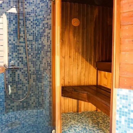 House With Pool And Saunas * Parnu
